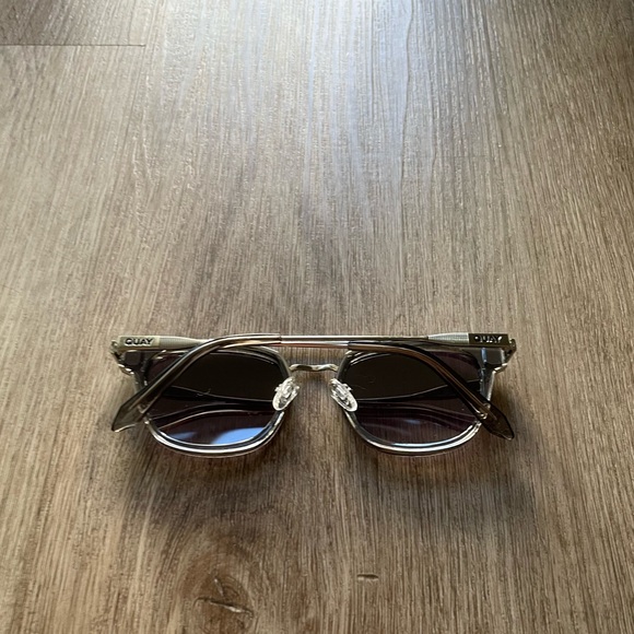quay australia getaway gray smoke clear square brow bar sunglasses eyewear NEW - Picture 3 of 4
